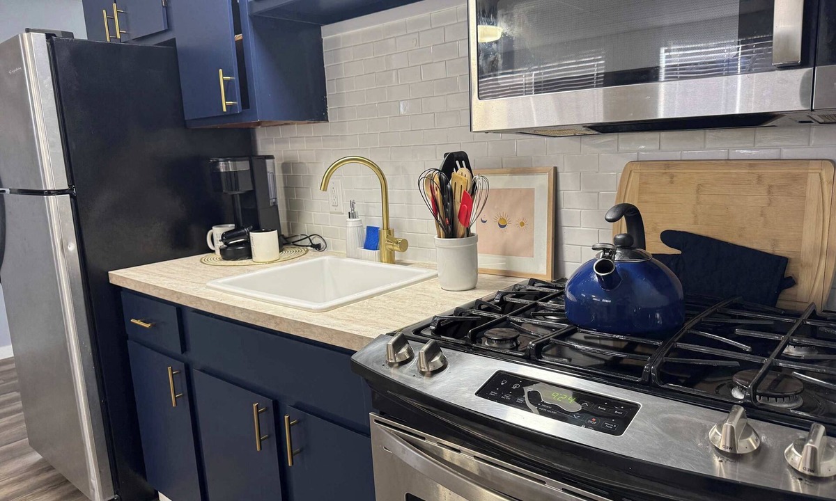 Woonsocket Apartment | Modern LIVIN 1bd 1ba