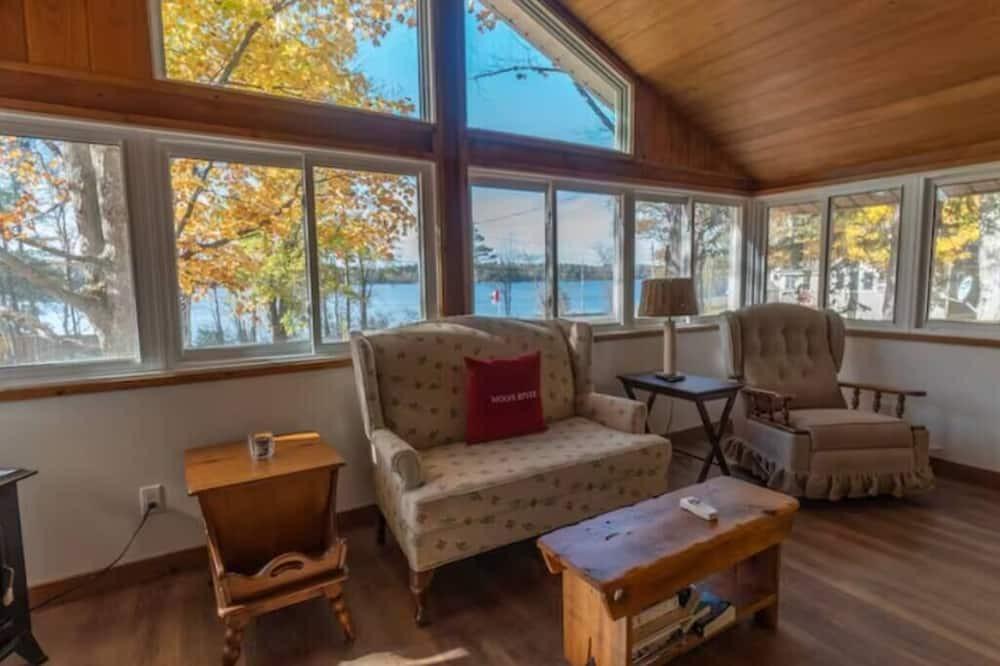 Bala Cottage | Moon River #4 Summary