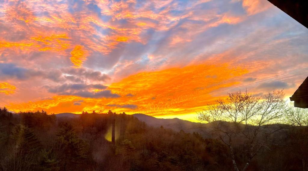 Foscoe House | Mount LiveJoy at Echota