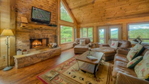 Mineral Bluff House | Mountain Laurel Hideaway