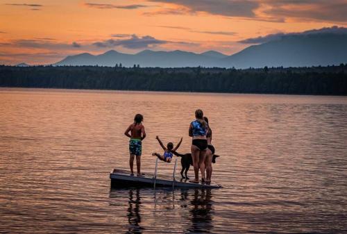 North Penobscot House | Mountain Majesty - Katahdin View & Soft Sand Beach