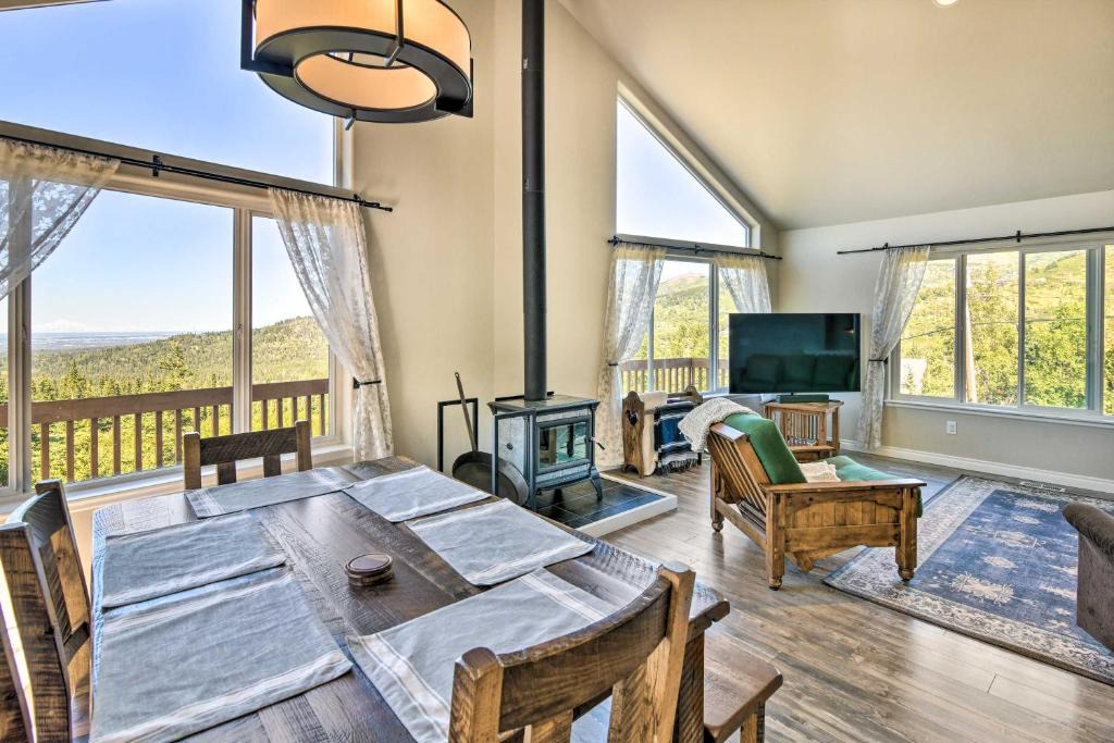 Bear Valley House | Mtn View Anchorage Escape ~ 15 Mi to Downtown