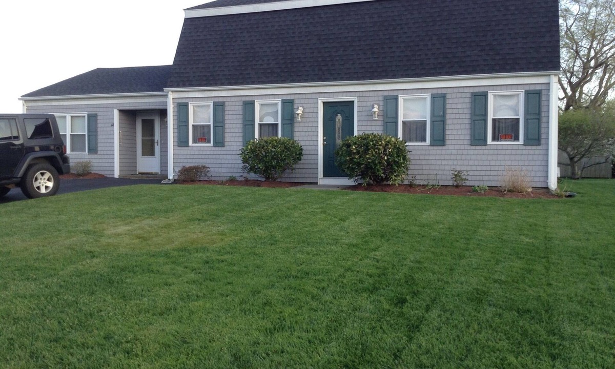 Eastward Look House | Narragansett Rhode Island Beach Rental-Scarborough Beach