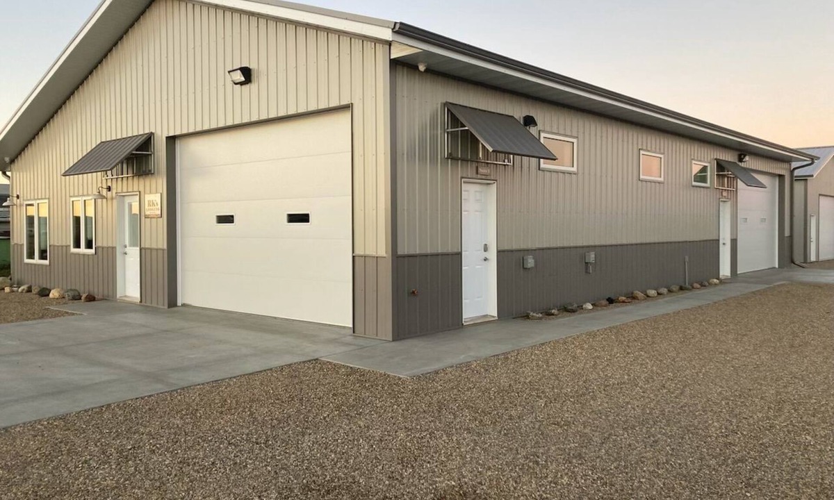 Devils Lake House | Newly built in Devils Lake, Perfect for Fishing or Relaxing