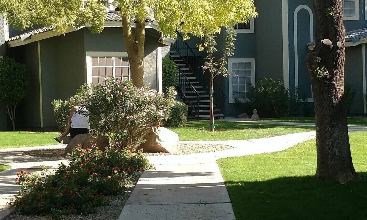 Chandler Condo | Nice, comfortable, quiet, ground floor condo. UNIT #123 on Kyrene Rd.