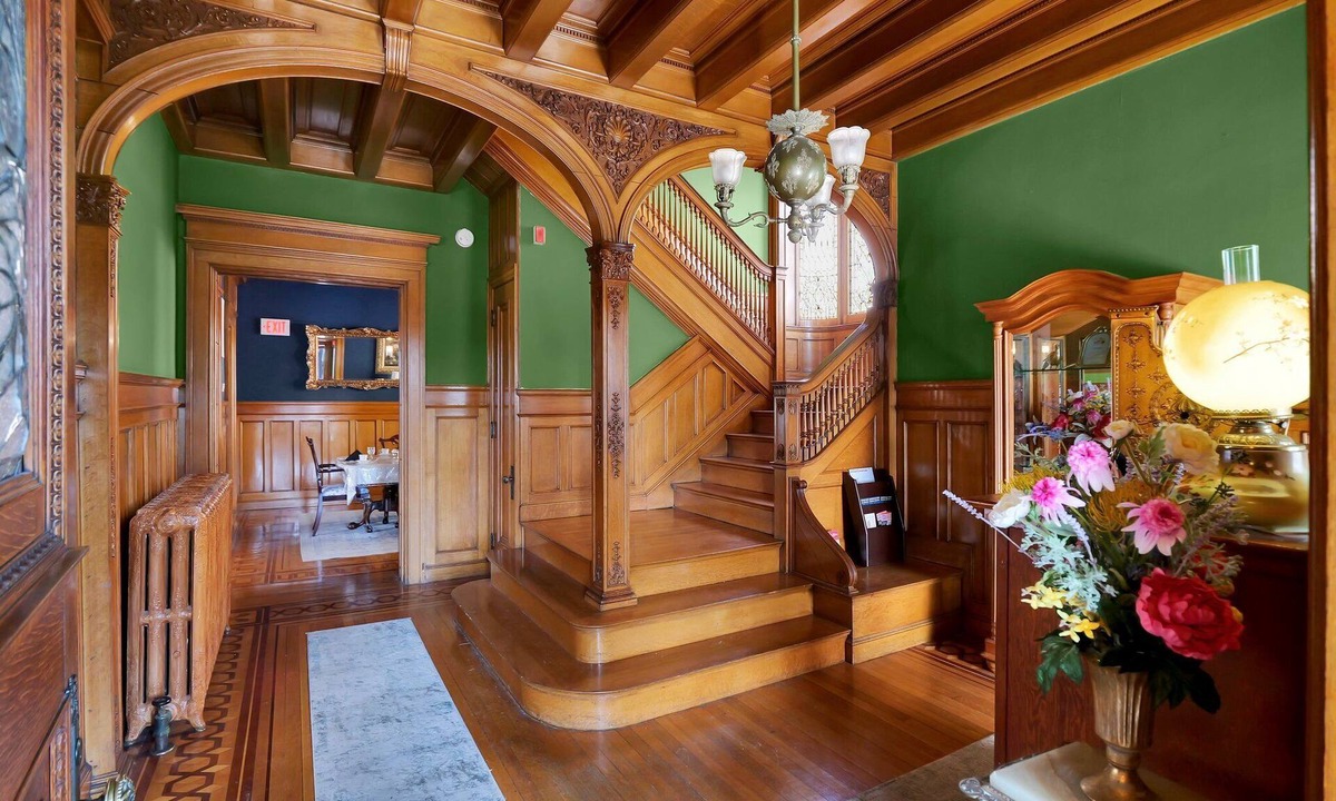 Olean Bed & Breakfast | Old Library Inn Olean NY