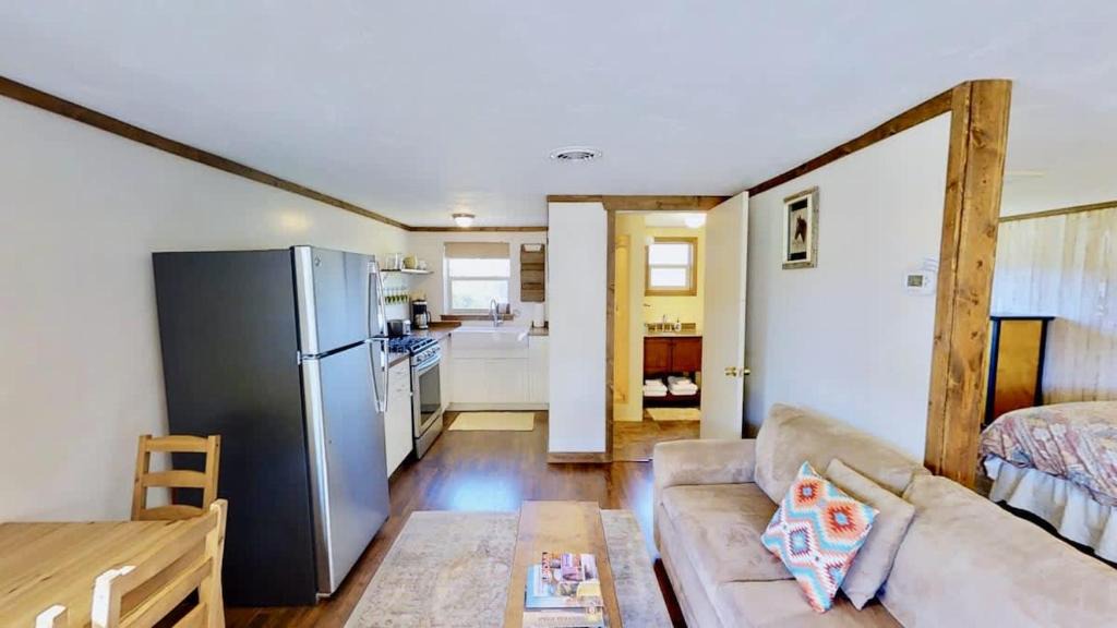 Spanish Valley House | Pack Creek ~ Creekside West