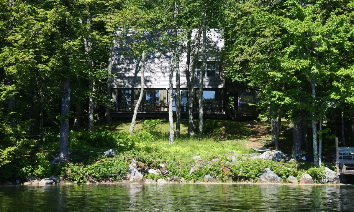 Hope Cottage | Peaceful and private camp on Hobbs Pond Maine