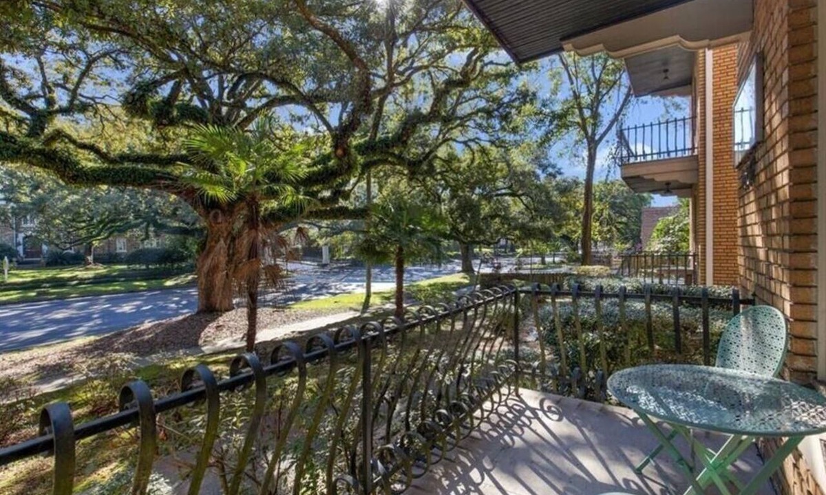 Hannon Park Condo | Pet Friendly Midtown Mobile Condo