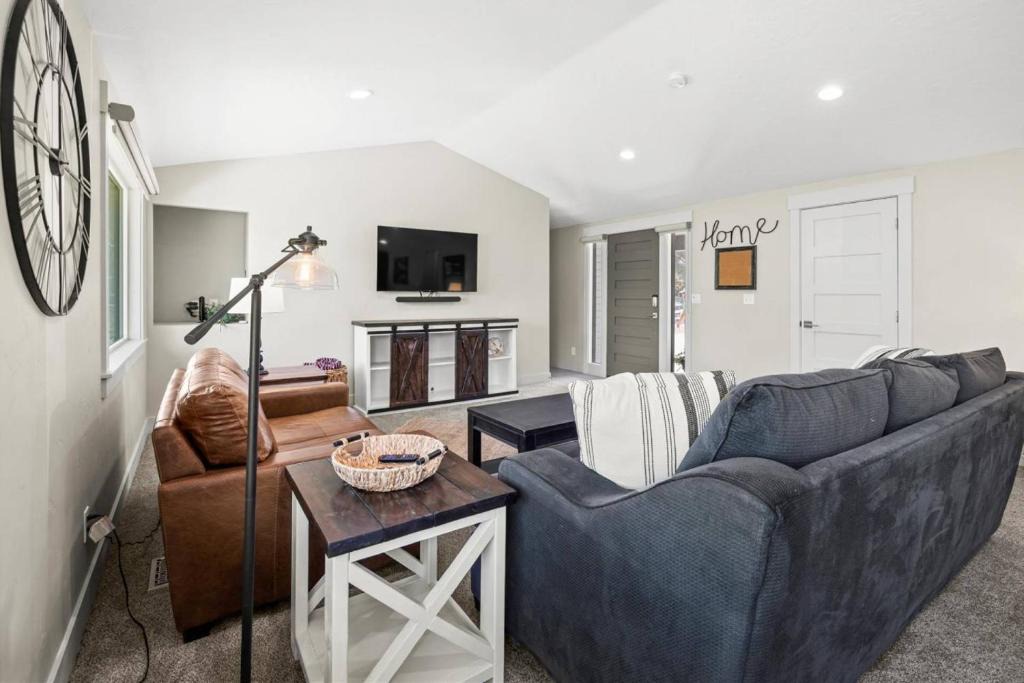 Eagle House | Pimlico Pastures