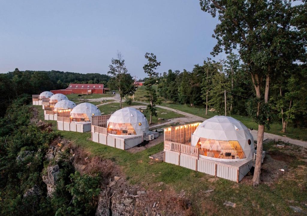 Stanton House | "Pineview Peak" The Overlook LUX Dome - RRG