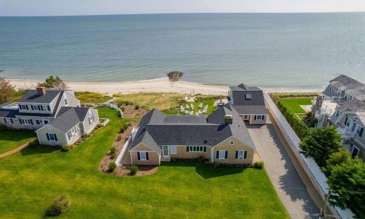Northwest Harwich House | Private beach all for you! 6 bedrooms and 5 full baths. RPMS053