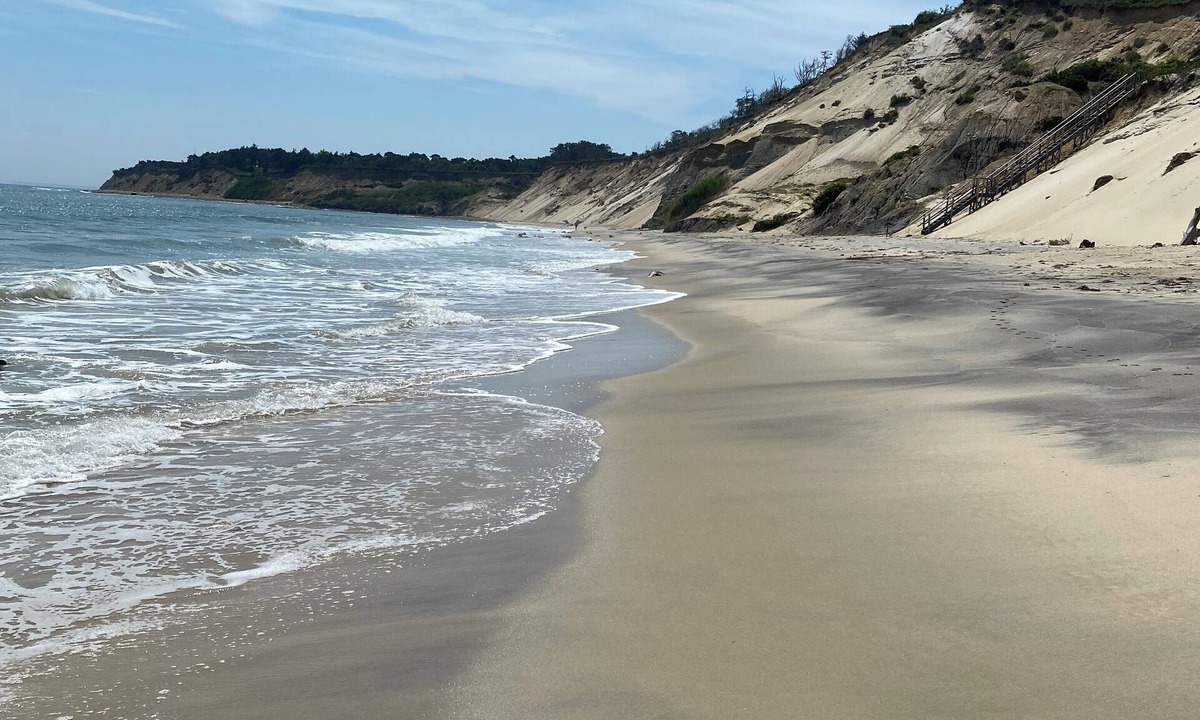 Chilmark House | Private beach compound. Please do not book without contacting the host