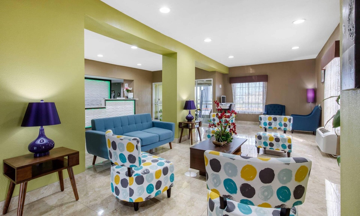 Cadiz Hotel | Quality Inn Cadiz
