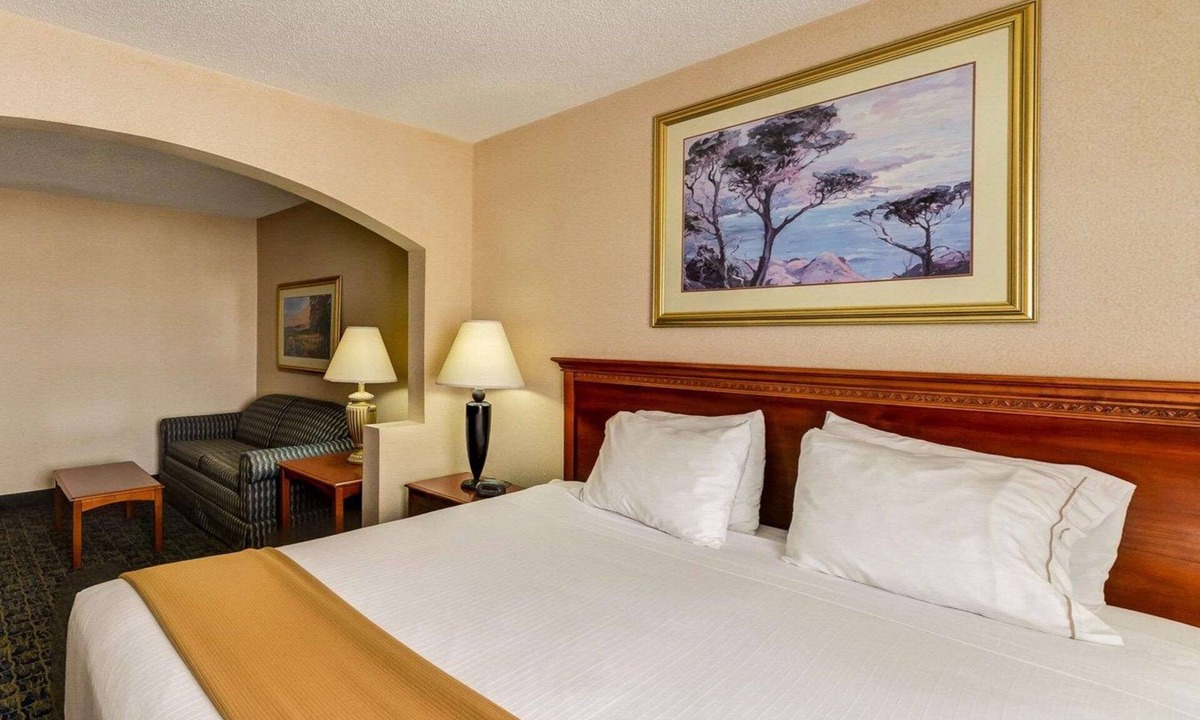 Potomac Hotel | Quality Inn Spring Mills - Martinsburg North