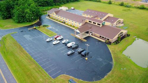 Harrington Hotel | Quality Inn & Suites Harrington - Milford