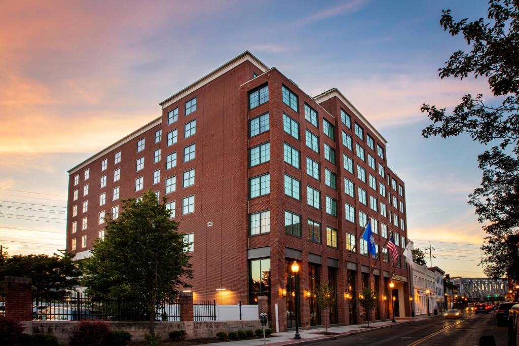 Norwalk Hotel | Residence Inn by Marriott Norwalk