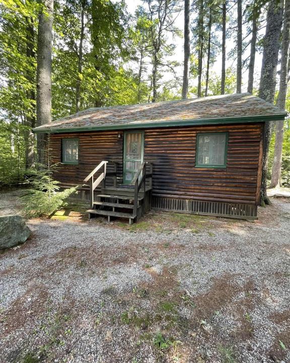 Standish House | RESTAWHILE LIMIT 6
