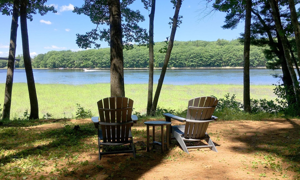 Dresden Cabin | Rustic cabin with a water view. Kayaks provided, riverside nature trail.