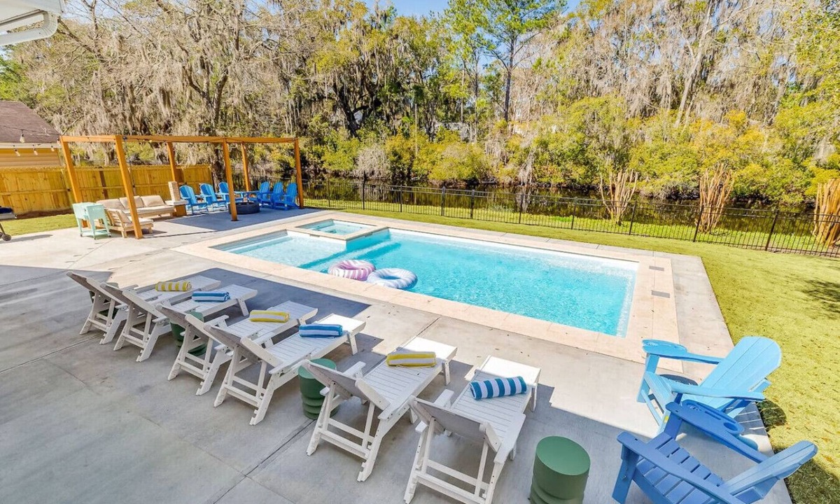 Savannah House | Savannah & Tybee | Pool Spa Lagoon Oasis