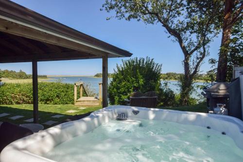 Eastham House | Seaside Retreat w Private Beach Landing