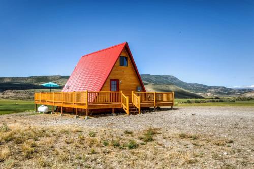 Antimony House | Secluded & Cozy Antimony Cabin w/Fire Pit