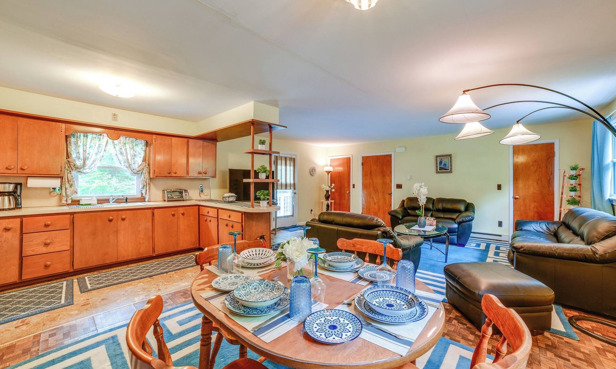 Roscoe Apartment | Serene Duplex w/On-Site Brook in Callicoon Center