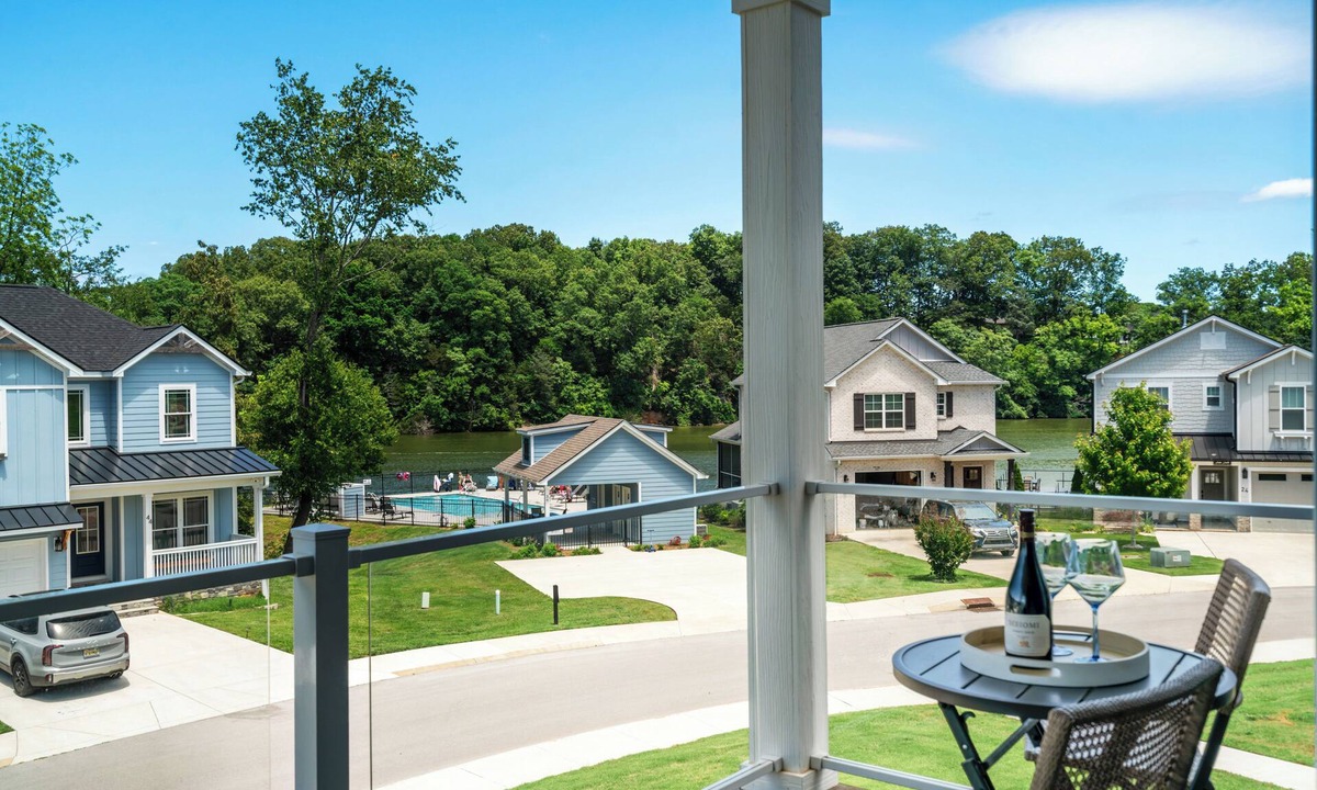 Winchester House | Shoreside Getaway on Tims Ford Lake w/Pool Access