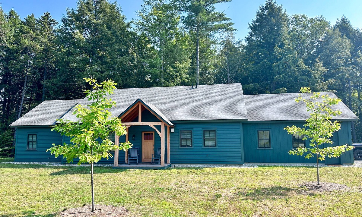 Moretown House | Single-level 3-bedroom house with AC, WiFi in Waitsfield