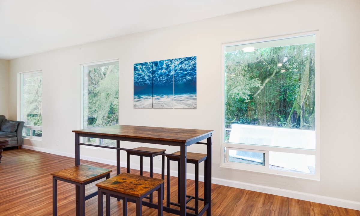 Kapoho House | Single-level, dog-friendly home with a full kitchen, washer/dryer, patio