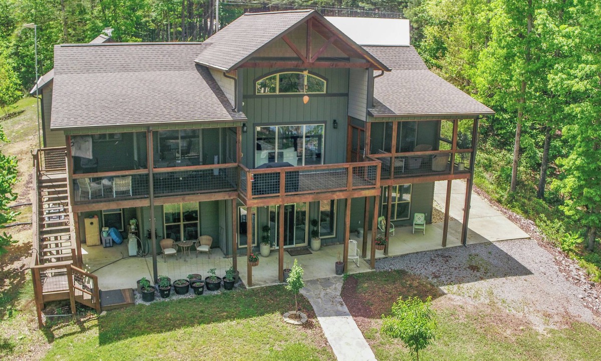 Arley House | Sip & Stay - Lakefront Retreat with Private Dock & Water Toys