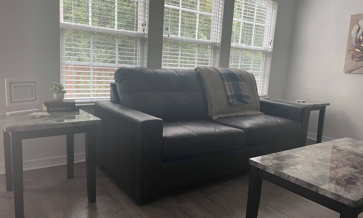 Crestview House | Spacious 5-bedroom house with AC, WiFi in charming Crestview