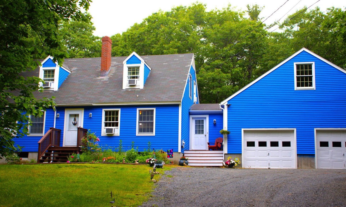 Bar Harbor House | Spacious 5 BR 2 bath home on 1+ acre in Bar Harbor
