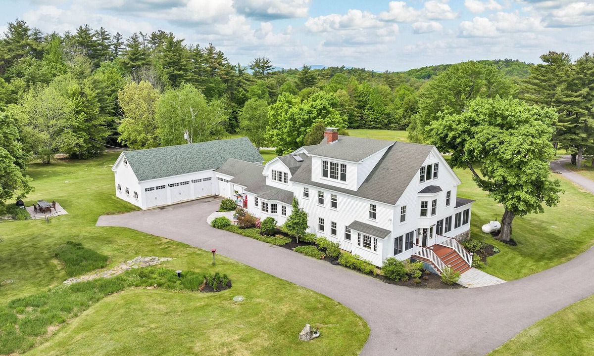 Wolfeboro House | Spacious 7-bedroom house in tranquil Wolfeboro