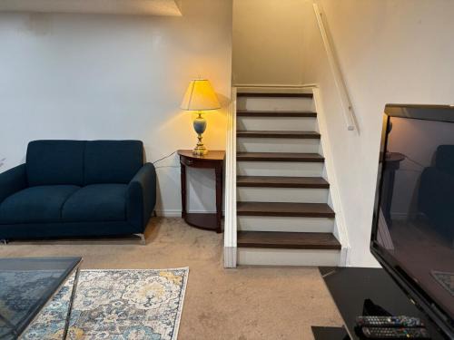 Georgetown Apartment | Spacious Basement Apartment in GTA