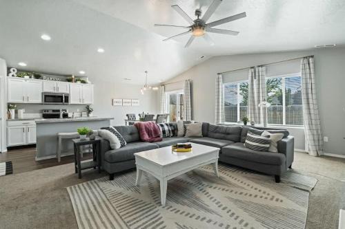 Nampa House | Spacious Cool Springs! Central Nampa 3 Bed