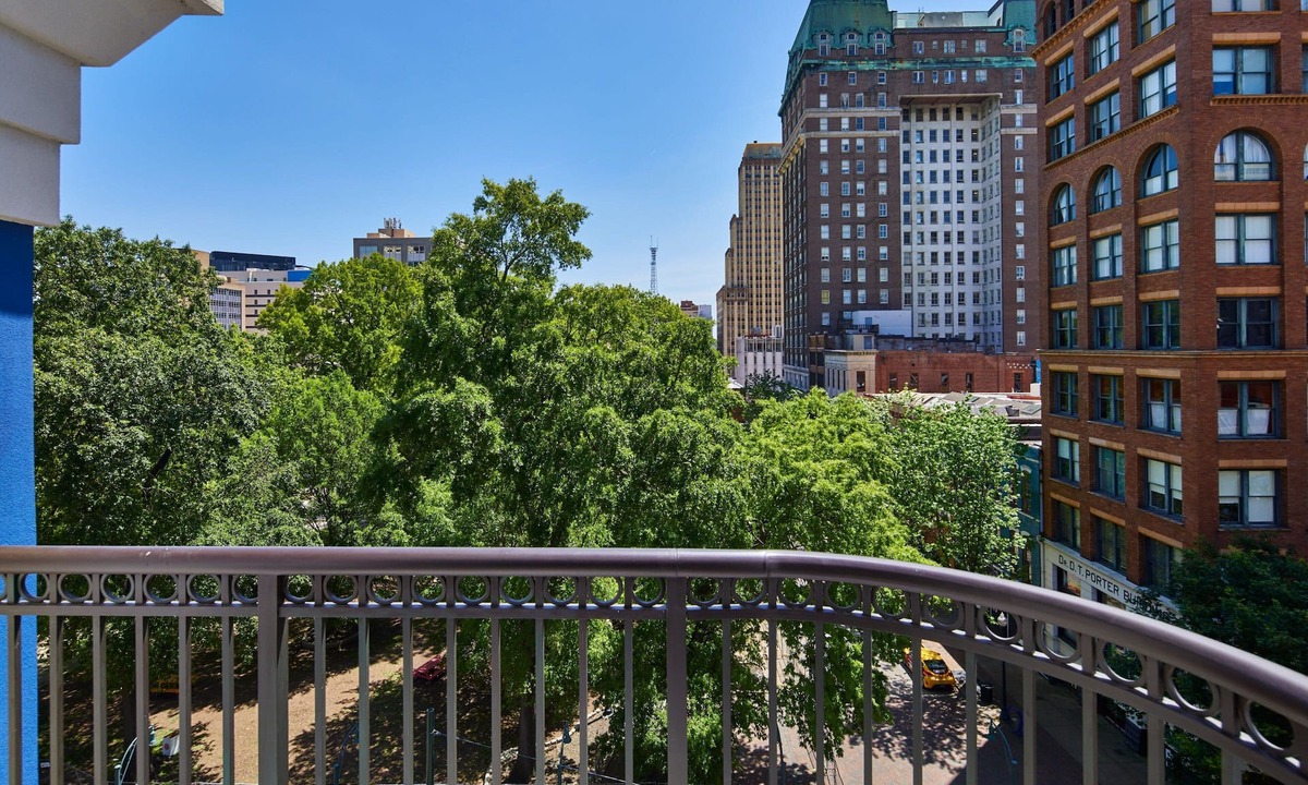 Downtown Memphis Hotel | Springhill Suites By Marriott Memphis Downtown