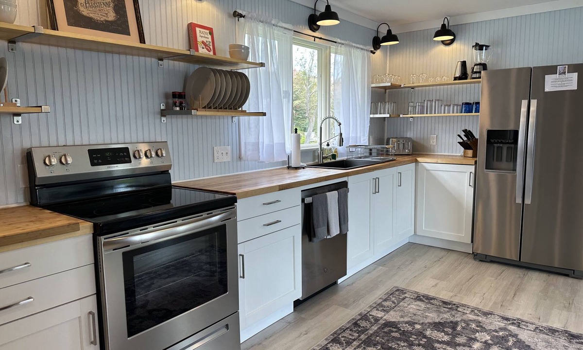 Bath House | Stay Salty! Situated on the water with lovely views!