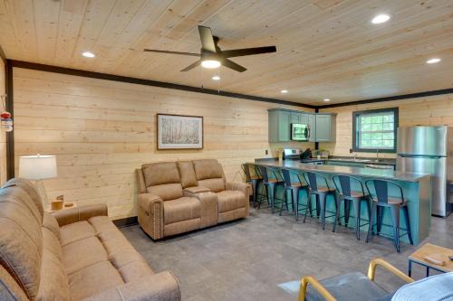 Murray House | Steps to Lake! Pet-Friendly Murray Retreat w/Deck