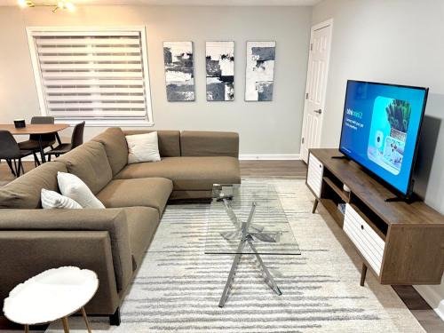 Wanskuck Apartment | Superb Luxurious 3Br in the Heart of Providence