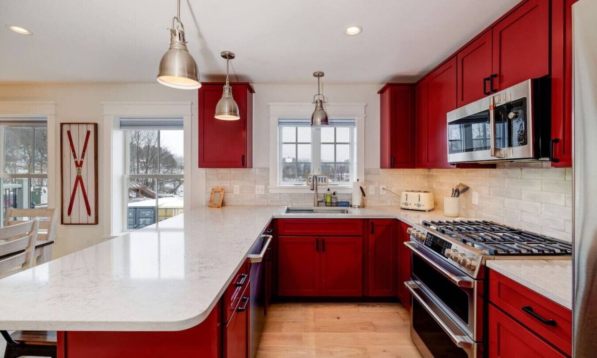 Stowe Apartment | Taber Suite at 109 Main