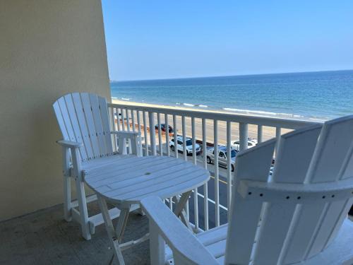 Hampton Apartment | The Beach Getaway