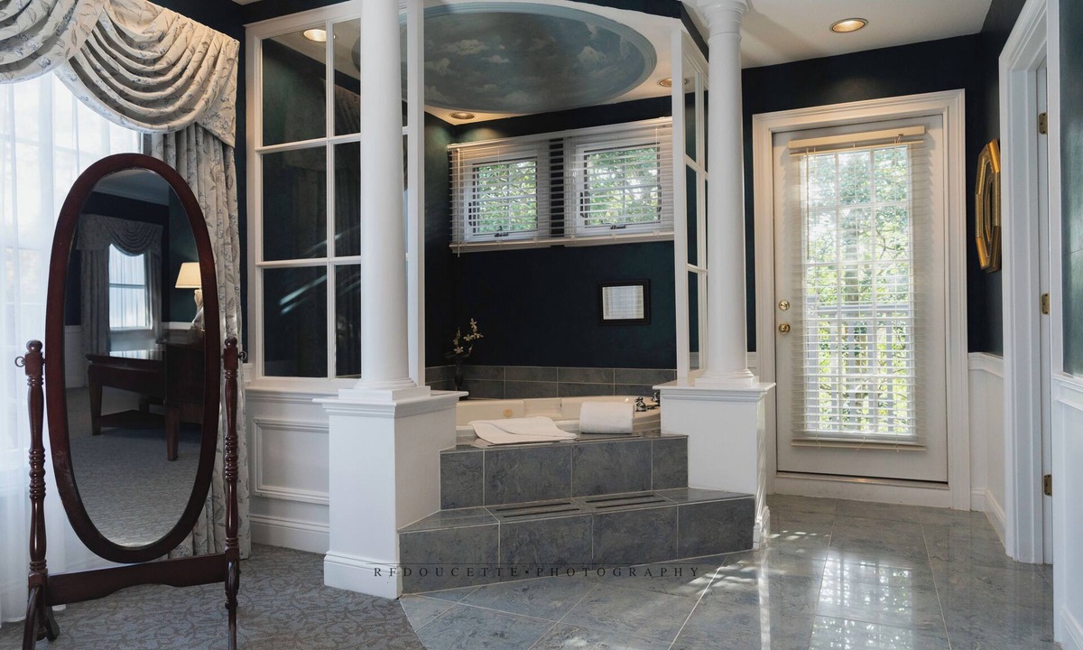 Sandwich Hotel | The Dan'l Webster Inn and Spa