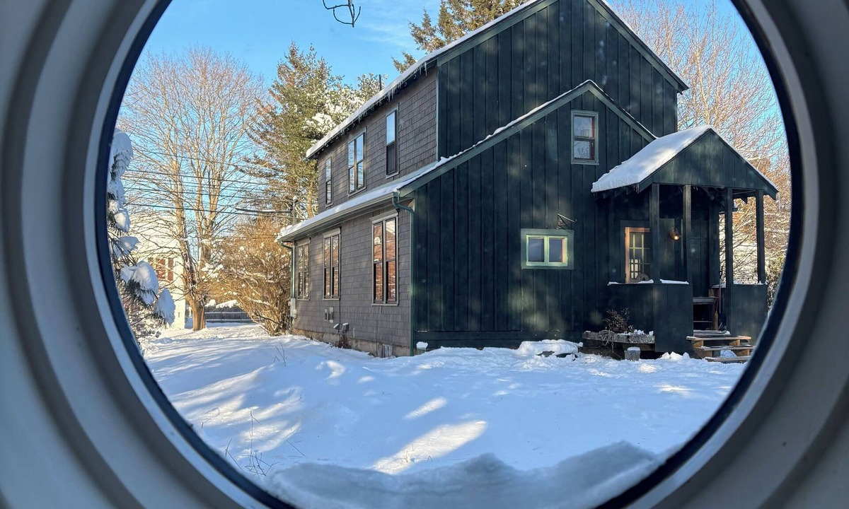 Waldoboro House | The Midcoast Mainstay
