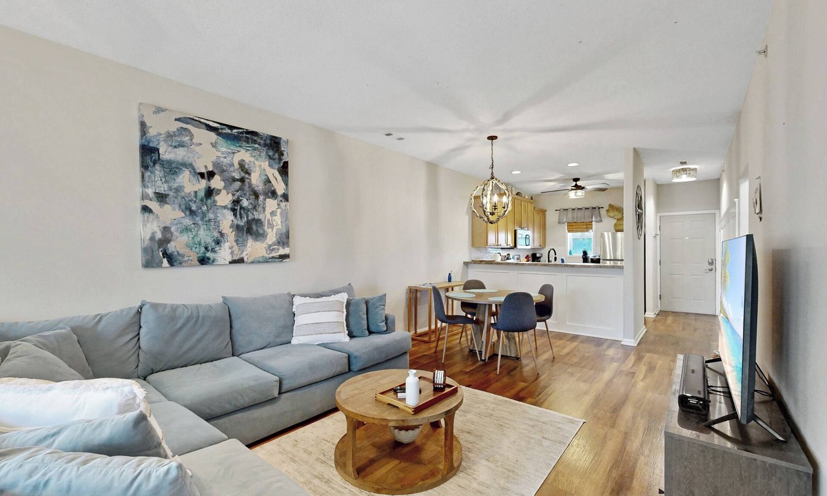 Villages of Five Points Condo | THE PLOVER'S PERCH - 2BR, 2BA - SLEEPS 4 - DOG FRIENDLY