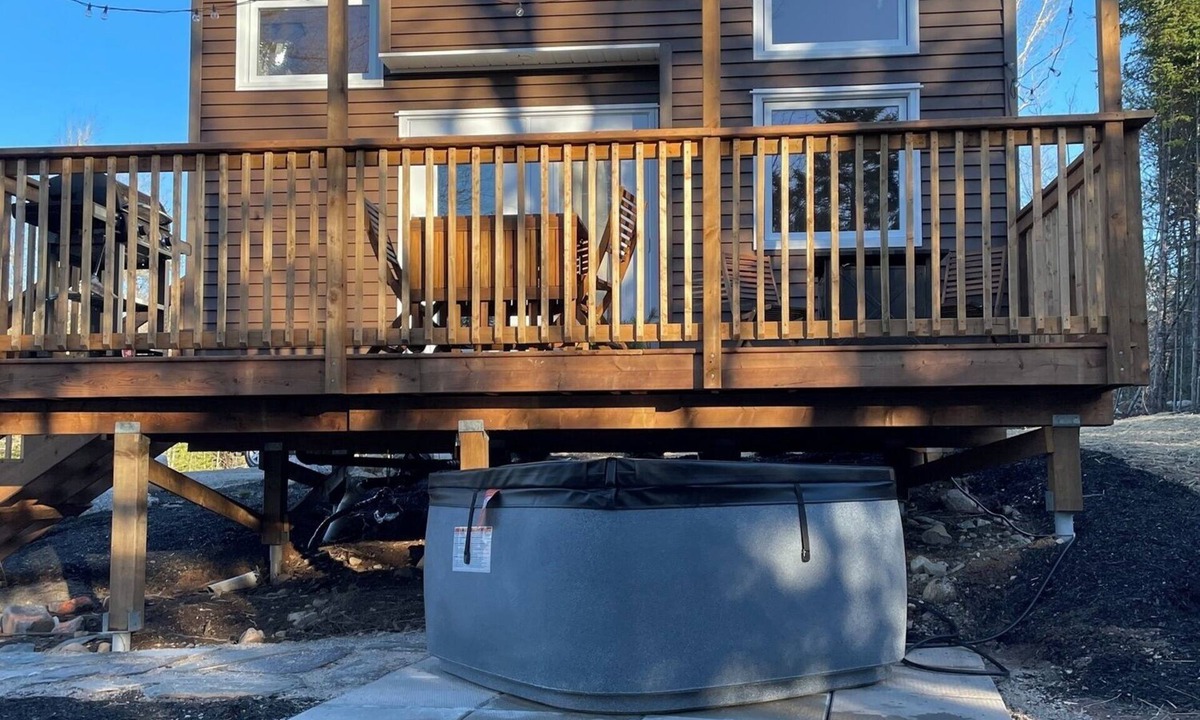 Chester Ski Chalet | Tiny home in Chester Nova Scotia. Hosted by Dordean Suites
