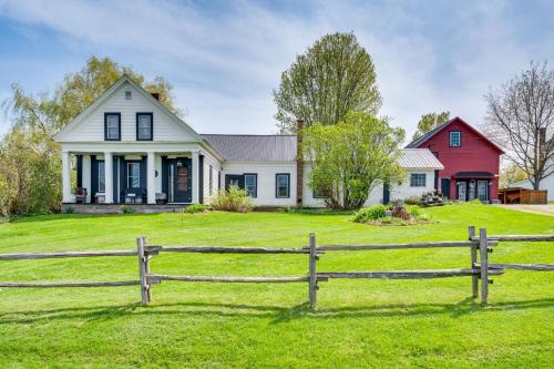 Irasburg House | ‘True North Farm House’ - Historic Family Home