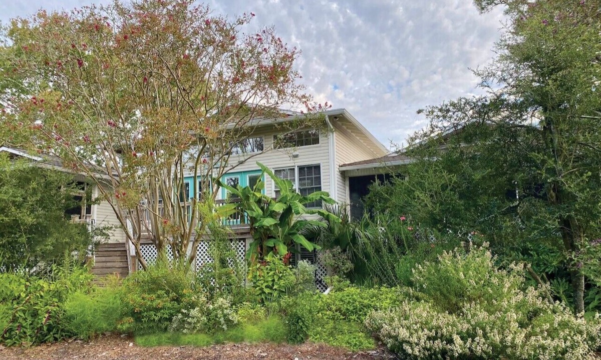 Saint Simons Island House | Ultimate Multi-Family Beach House! 6 bed/3 bath!