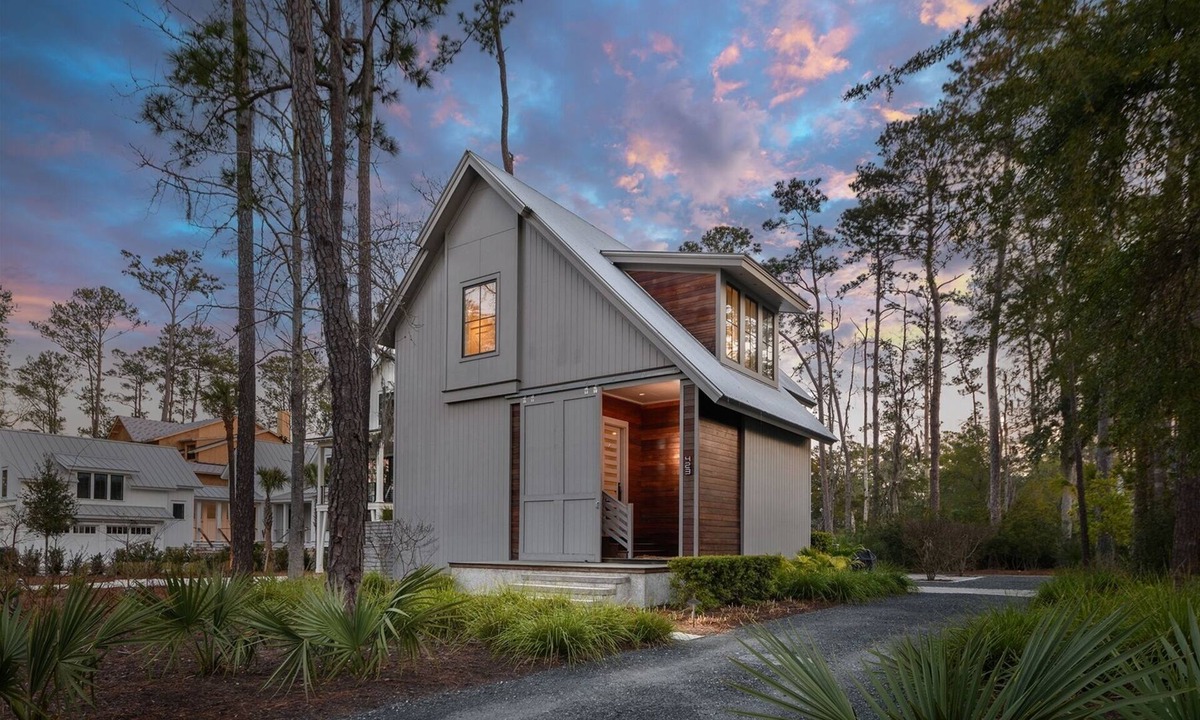 Palmetto Bluff House | Unique Modern Cottage w/Firepit, Close to Moreland Amenities