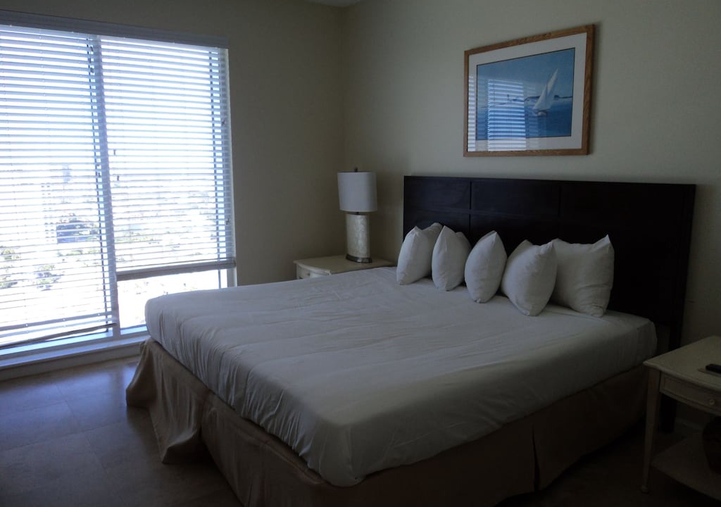 Sandestin Apartment | Updated beach-front condo with Panoramic Gulf Views from the wrap-around balcony
